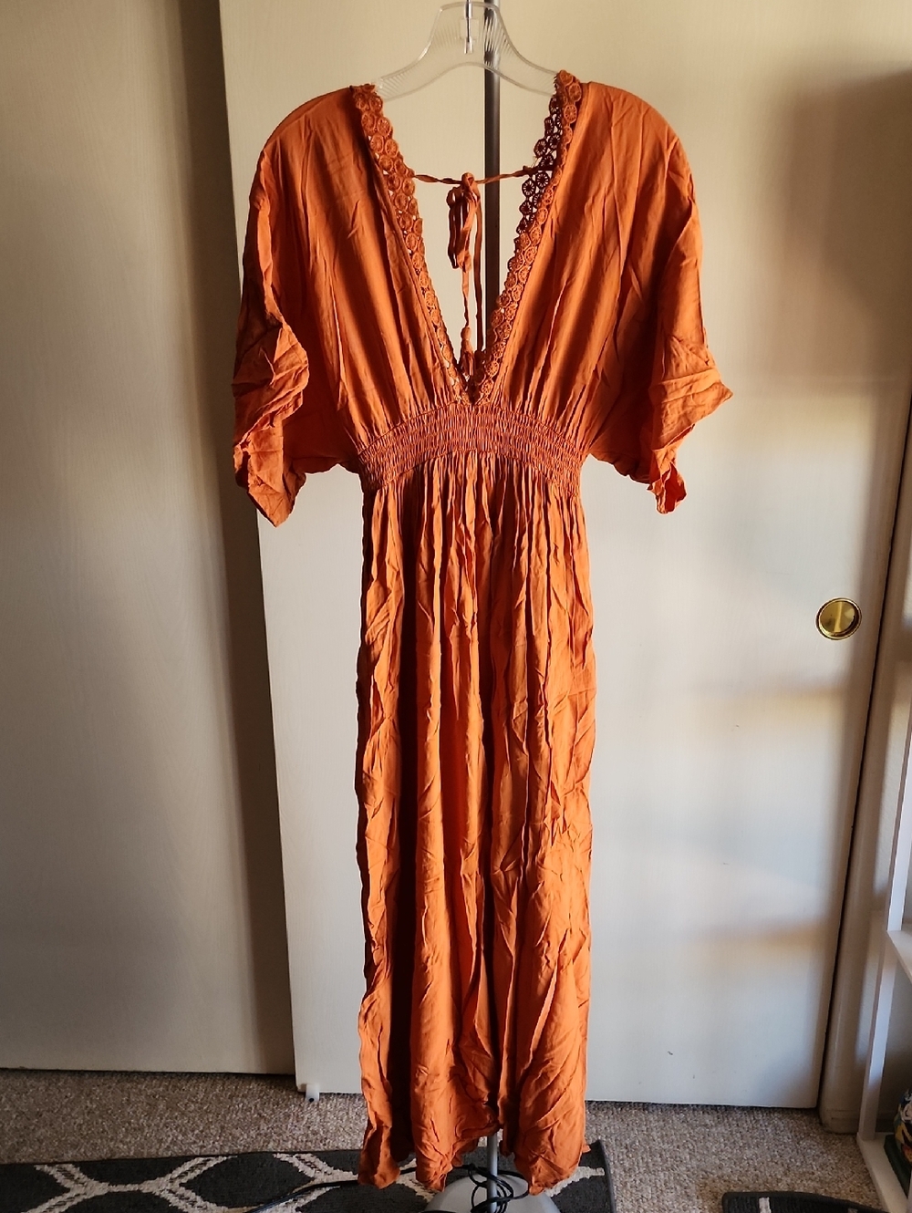 "Forever 21" V-Neck Maxi Dress 🧡